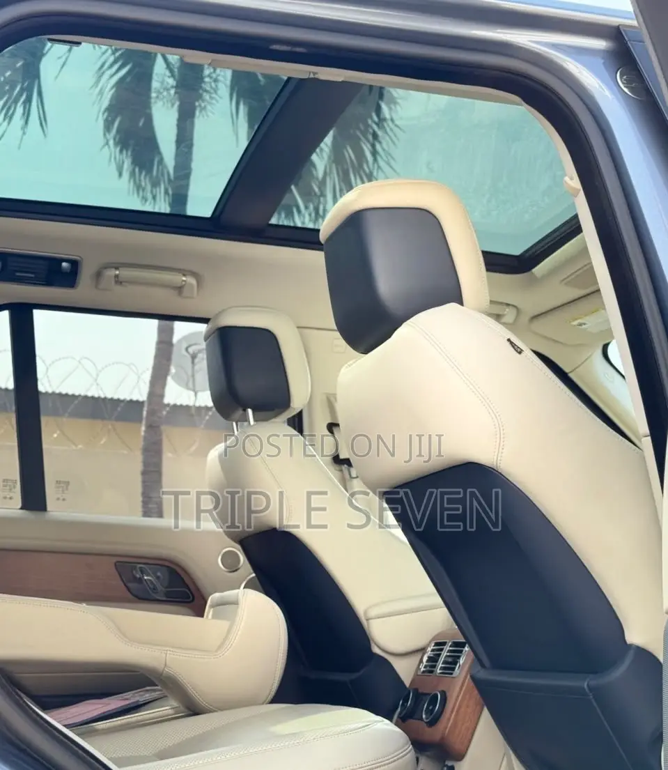Land Rover Range Rover Vogue 2021 Gray
