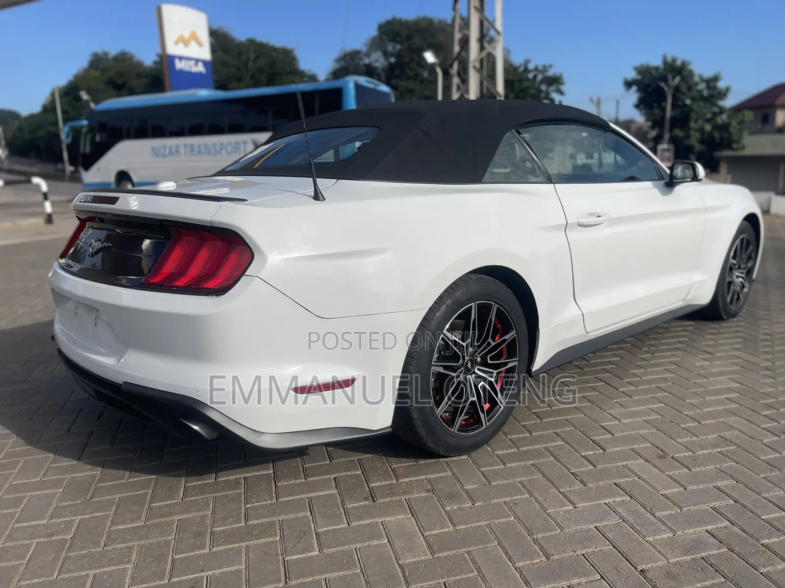 Ford Mustang 2021 White