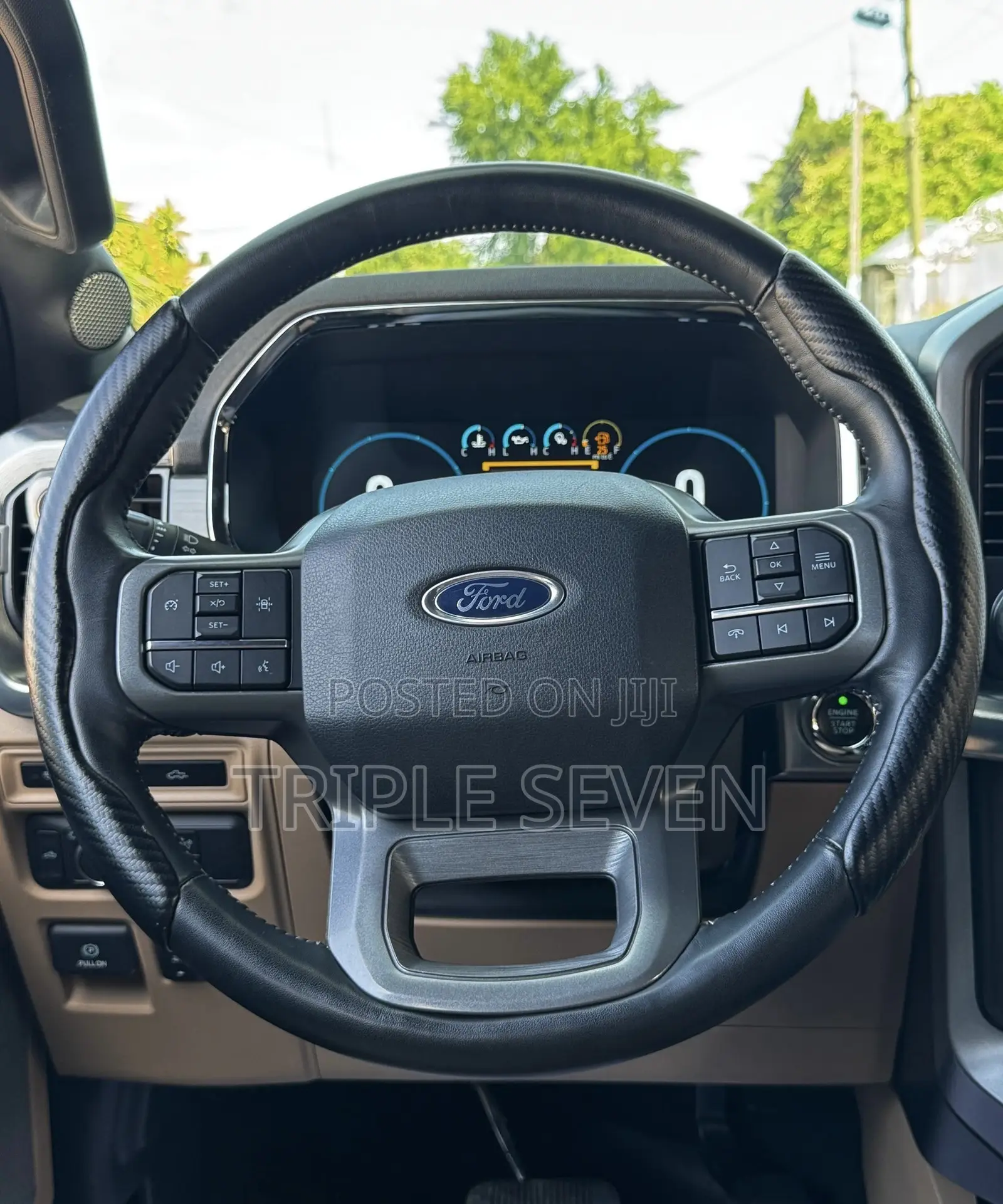Ford F-150 LARIAT 2022 White