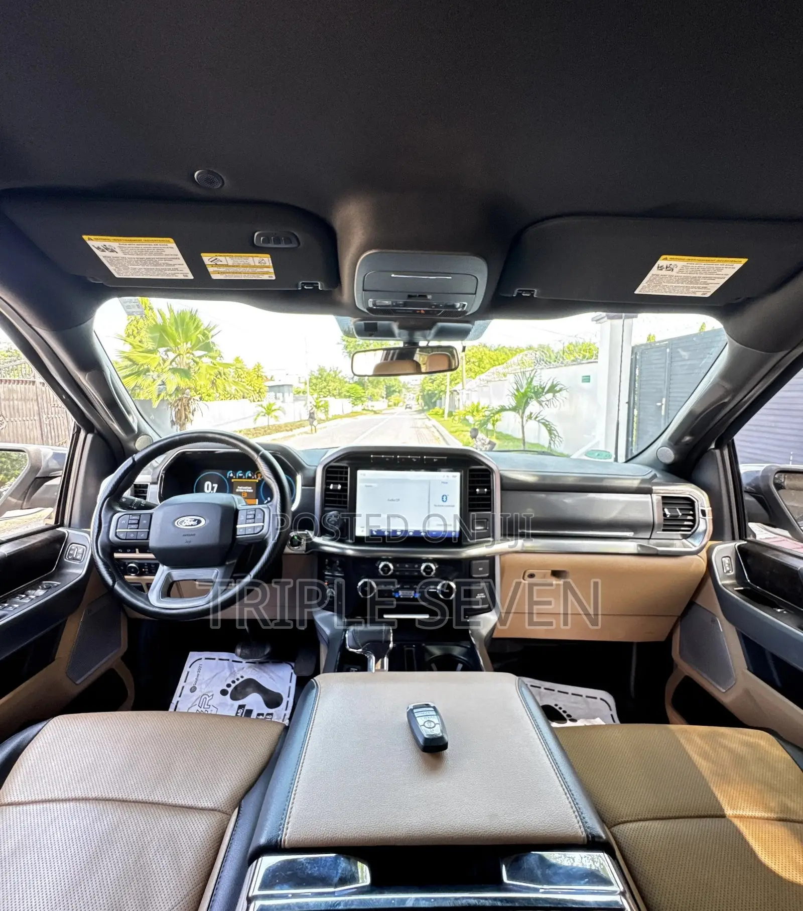 Ford F-150 LARIAT 2022 White