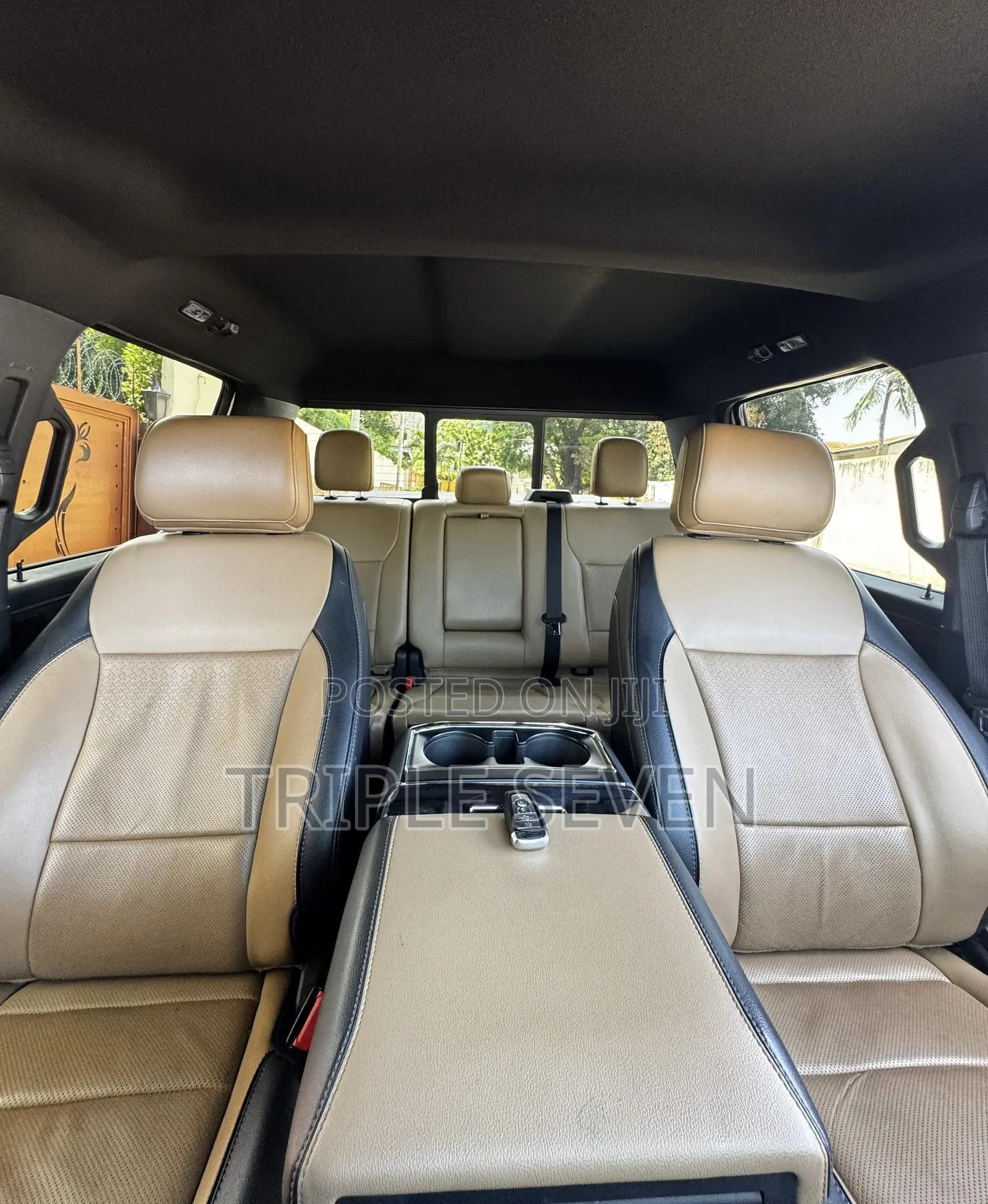 Ford F-150 LARIAT 2022 White