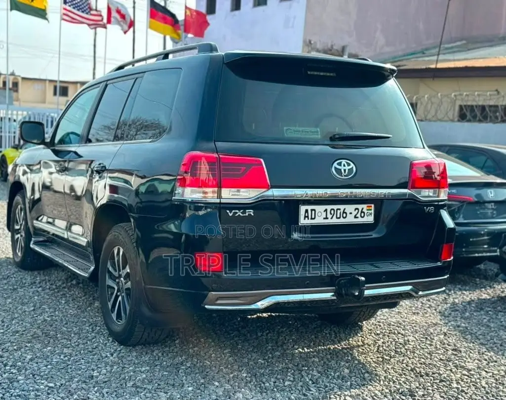 Toyota Land Cruiser 2018 Black