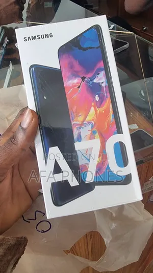 New Samsung Galaxy A70 128 GB Black