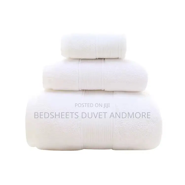 White Towel Set
