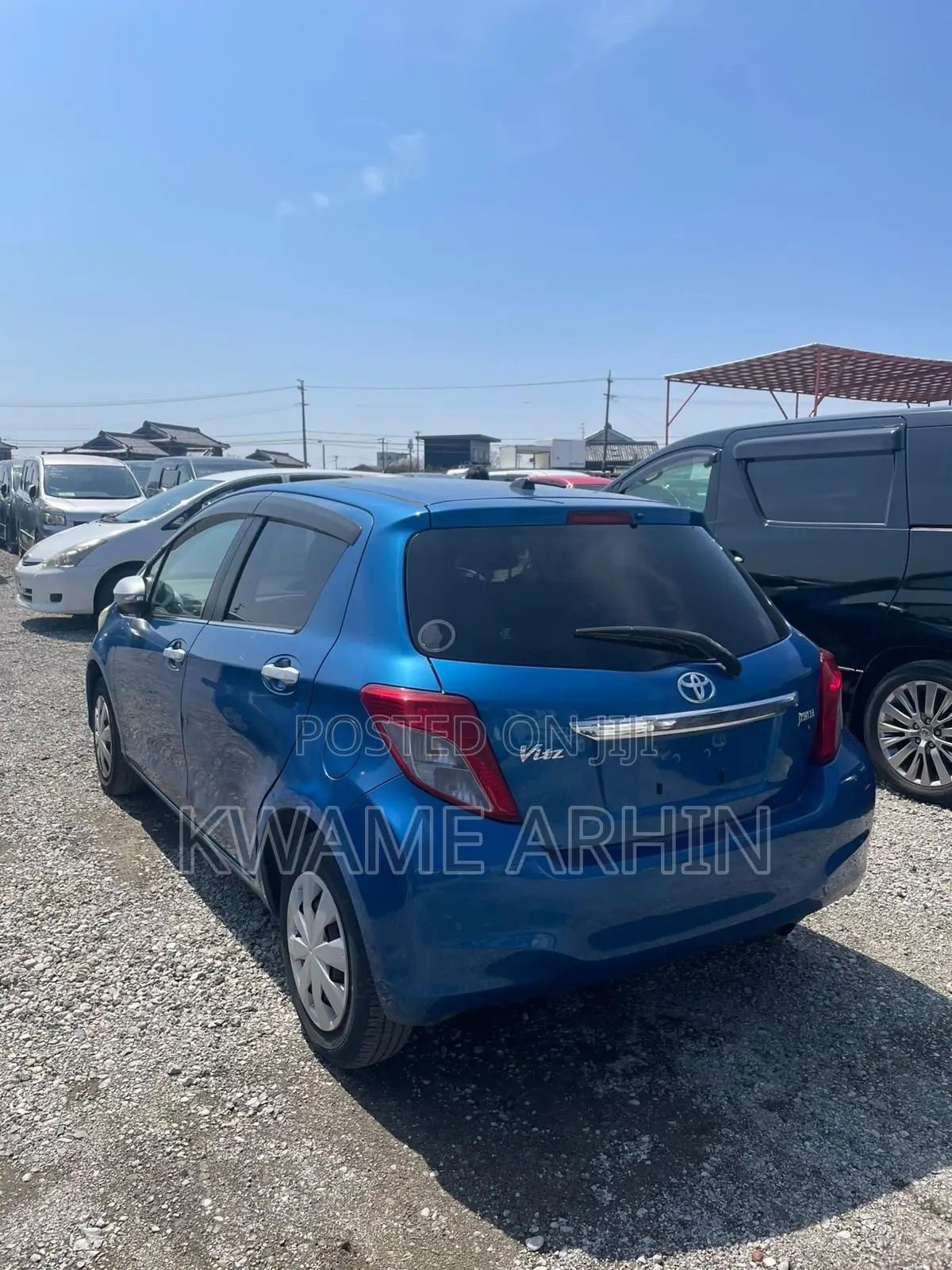 Toyota Vitz 1.3 FWD 5dr 2011 Blue