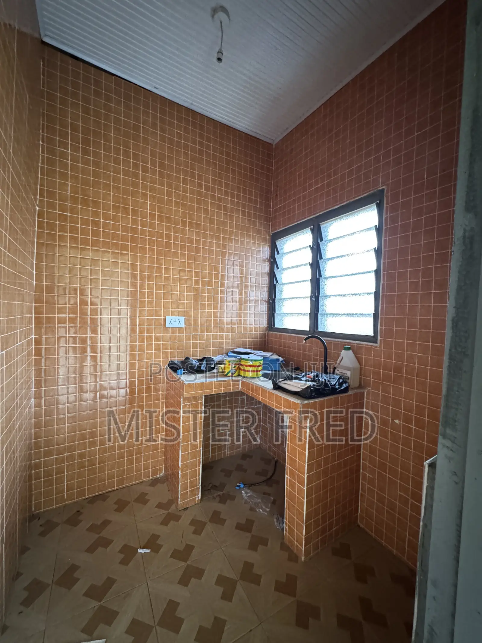 1bdrm Apartment in Redtop, Weija for rent