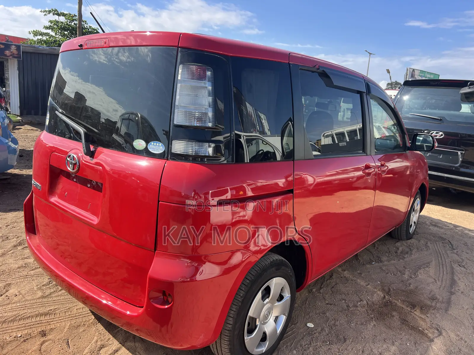 Toyota Sienta 1.5 AWD 2011 Red