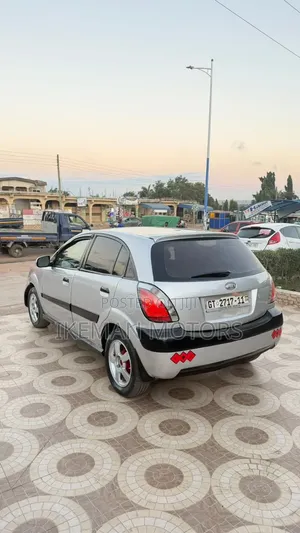 Kia Rio 1.5 LS 2009 Silver