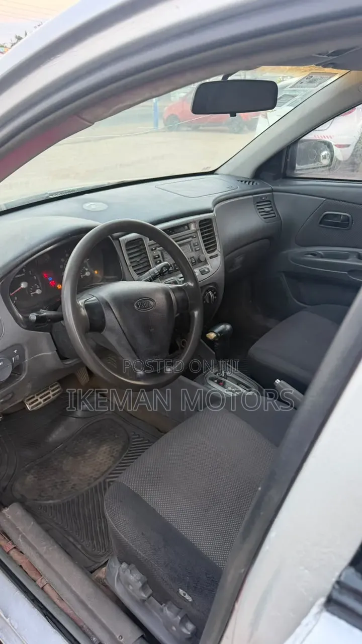 Kia Rio 1.5 LS 2009 Silver