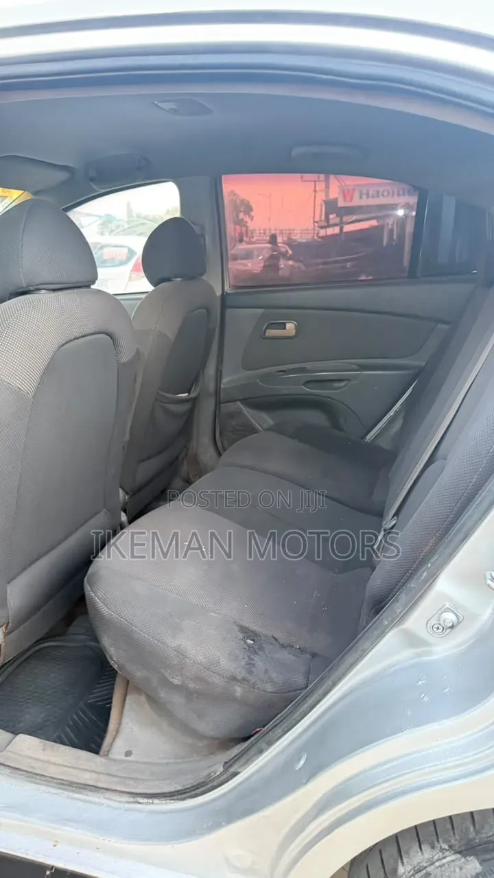 Kia Rio 1.5 LS 2009 Silver