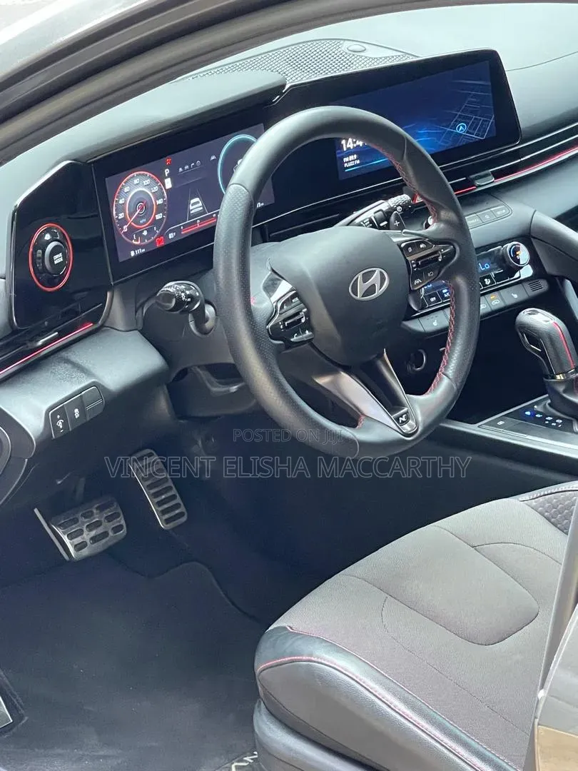Hyundai Elantra 2024 Gray