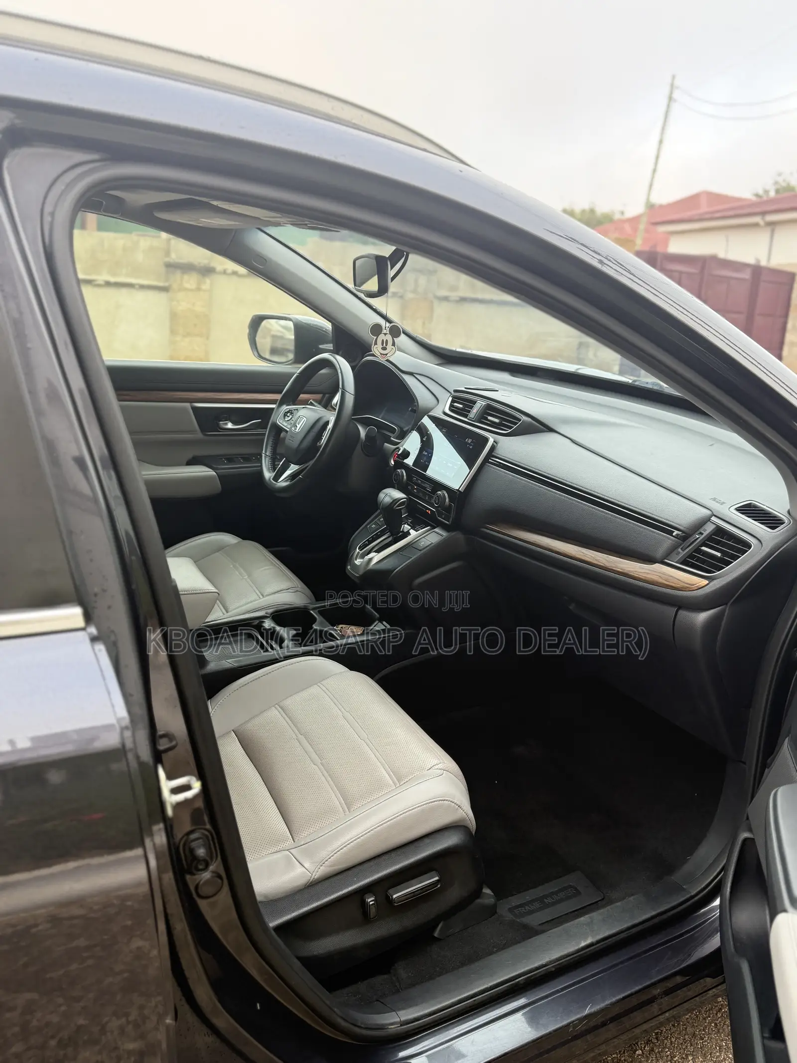 Honda CR-V Touring AWD 2019 Gray