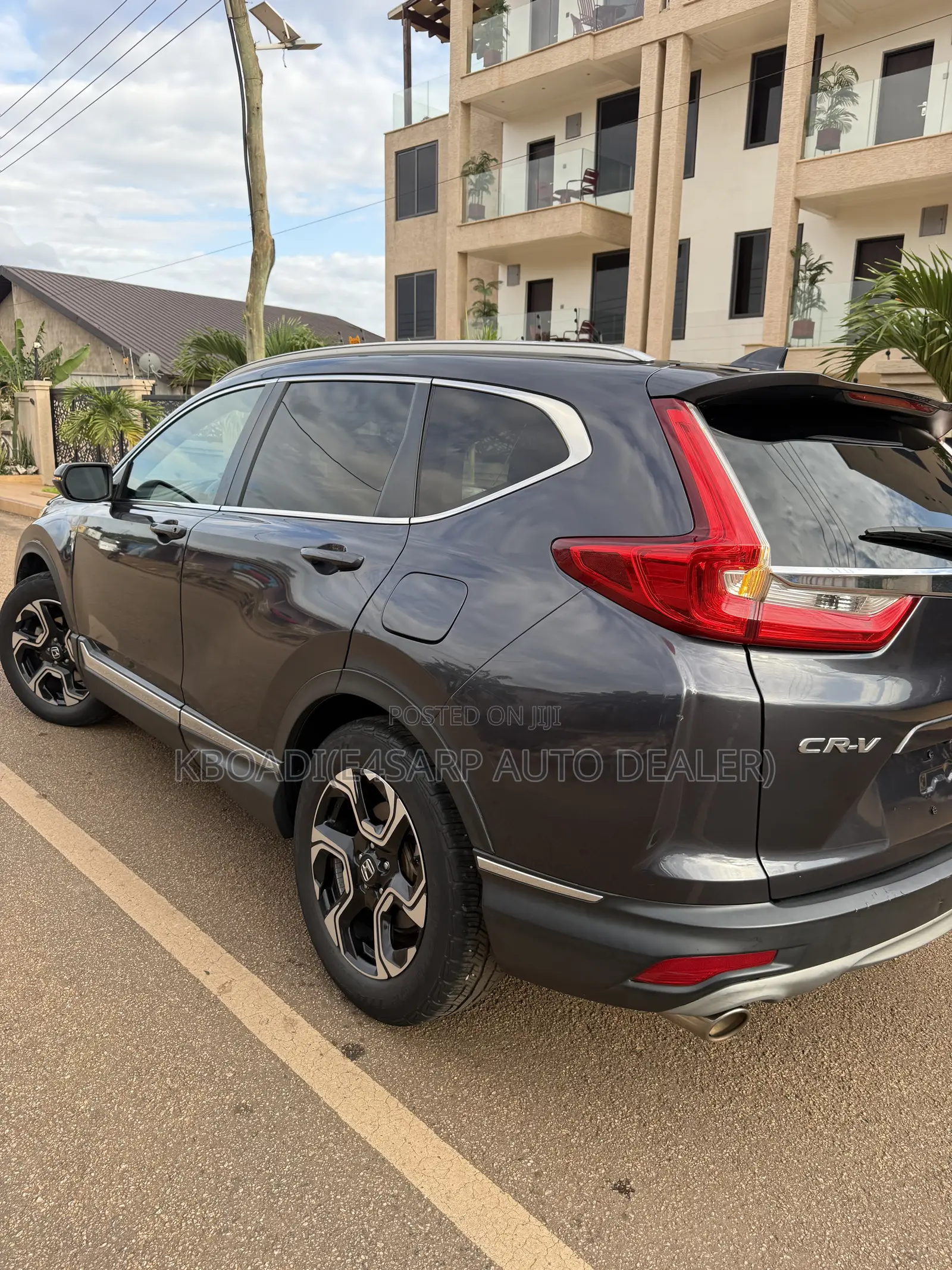 Honda CR-V Touring AWD 2019 Gray