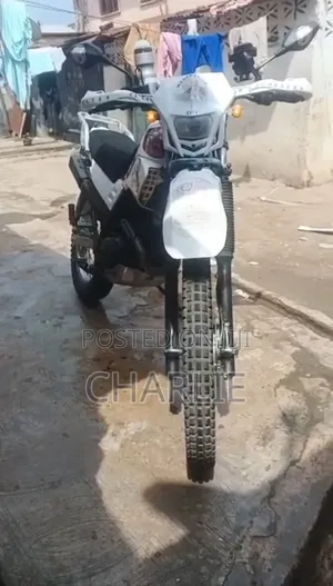 Yamaha 2007 White