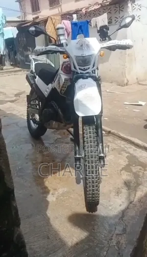 Yamaha 2007 White