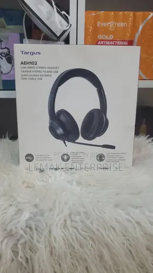 The Targus Wired Stereo Headset (AEH102)