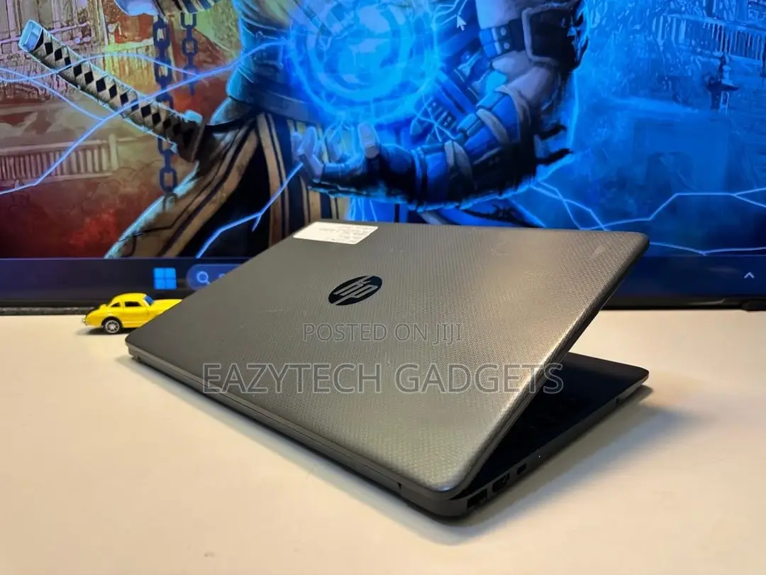 Laptop HP 255 G8 8GB AMD Ryzen 5 SSD 256GB