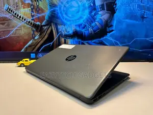 Laptop HP 255 G8 8GB AMD Ryzen 5 SSD 256GB