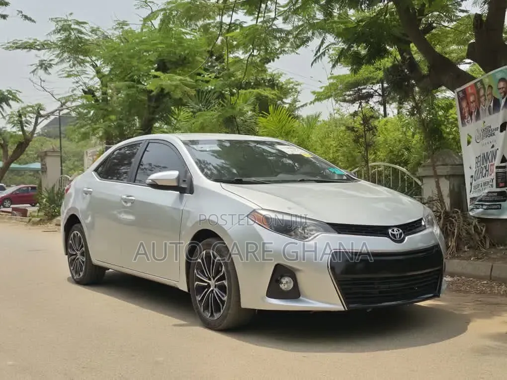 Toyota Corolla S 4dr Sedan (1.8L 4cyl CVT) 2016 Silver