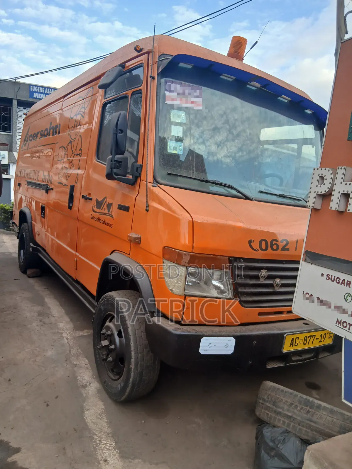 Mercedes-Benz T2 2000 Orange