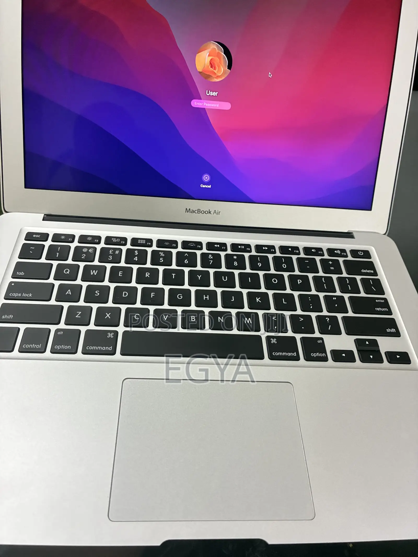 New Laptop Apple MacBook Air 2015 8GB Intel Core i5 SSD 128GB
