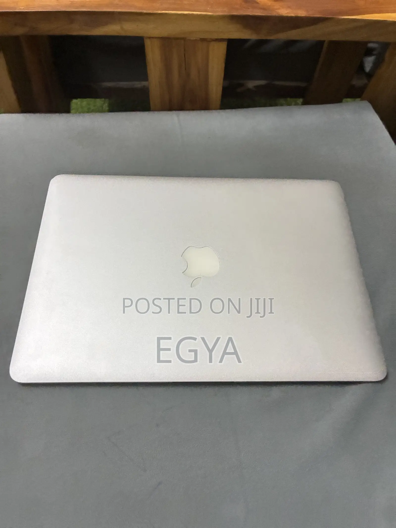 New Laptop Apple MacBook Air 2015 8GB Intel Core i5 SSD 128GB