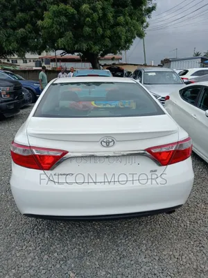 Toyota Camry 2016 White