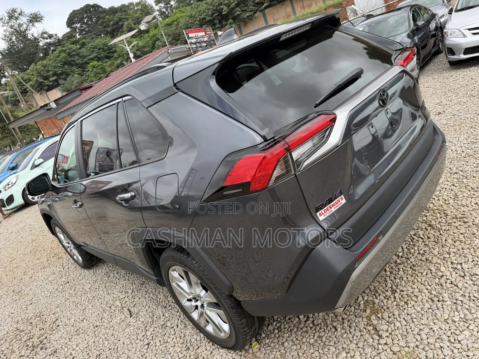 Toyota RAV4 Limited 2025 Gray
