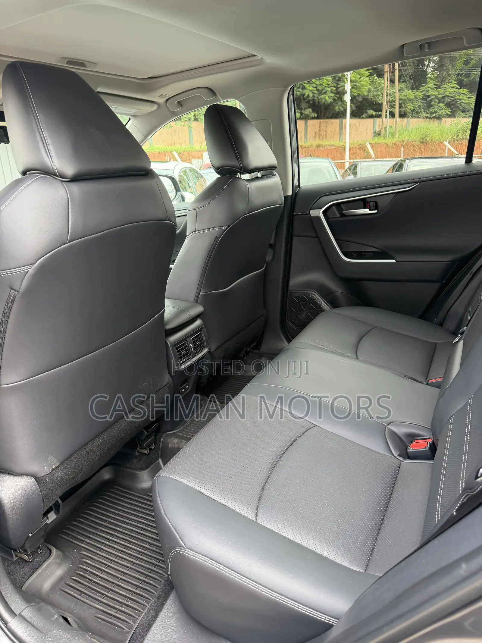 Toyota RAV4 Limited 2025 Gray