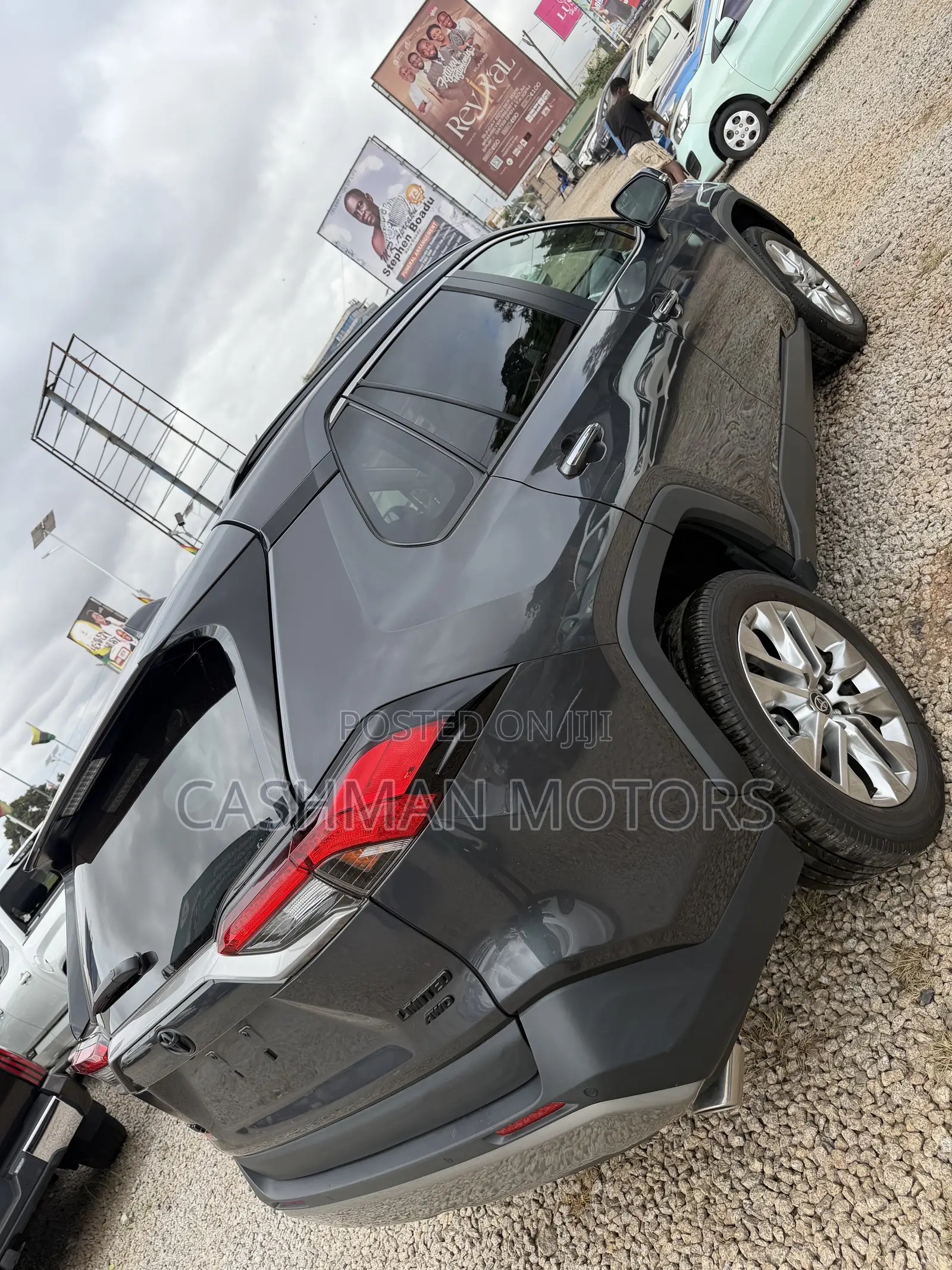 Toyota RAV4 Limited 2025 Gray