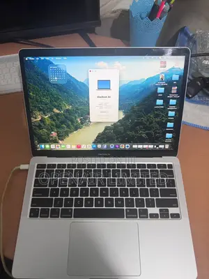 Laptop Apple MacBook Air 8GB Apple M1 SSD 256GB