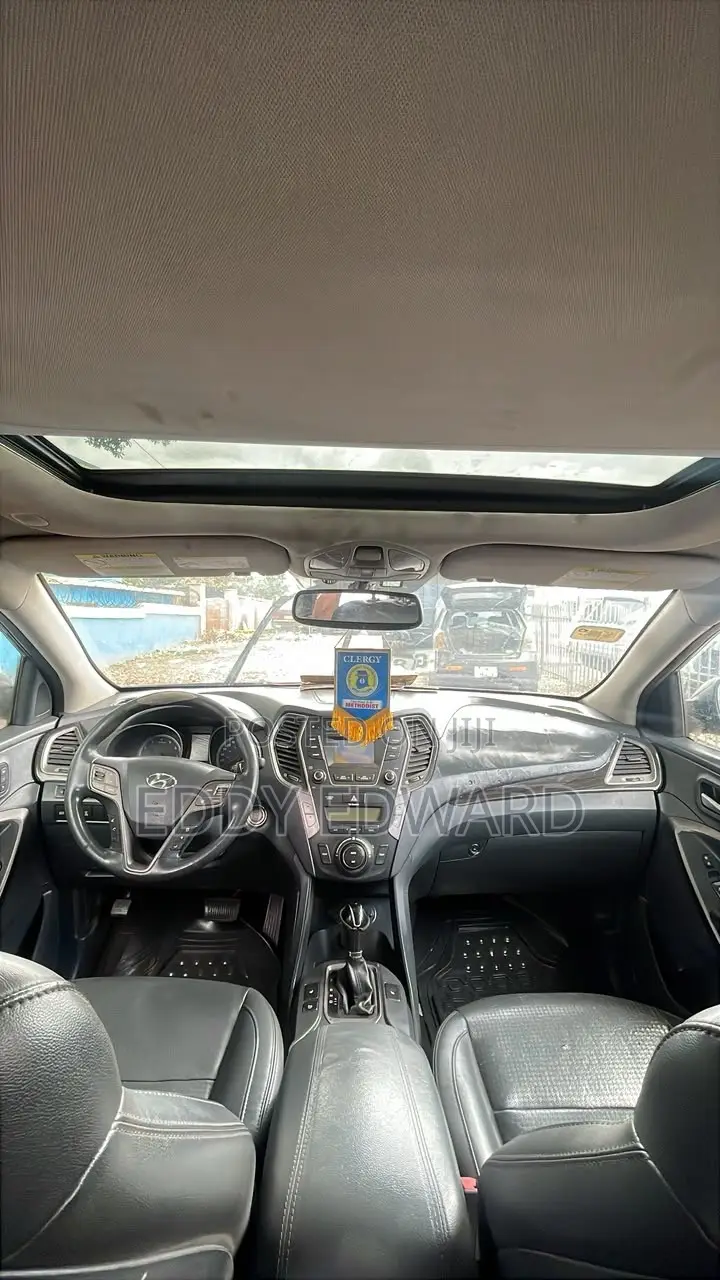 Hyundai Santa Fe 2017 Black