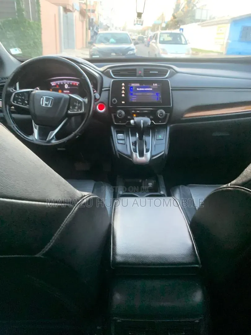 Honda CR-V Touring AWD 2019 White