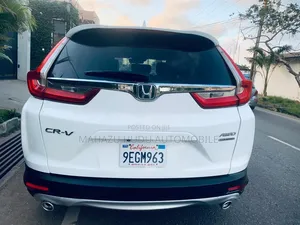Honda CR-V Touring AWD 2019 White