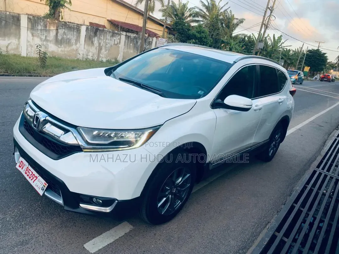 Honda CR-V Touring AWD 2019 White