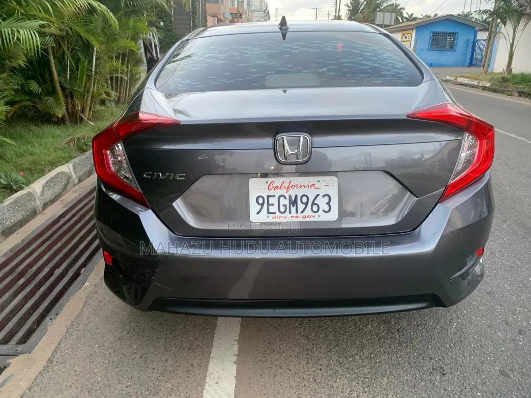 Honda Civic Sport Sedan 2019 Gray