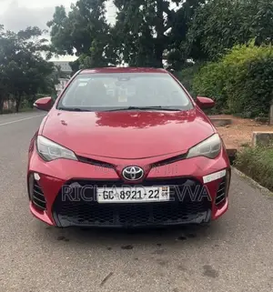 Toyota Corolla SE Special Edition 4dr Sedan (1.8L 4cyl CVT) 2017 Red