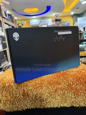 New Laptop Alienware 16 Aurora 16GB Intel Core 7 SSD 1T