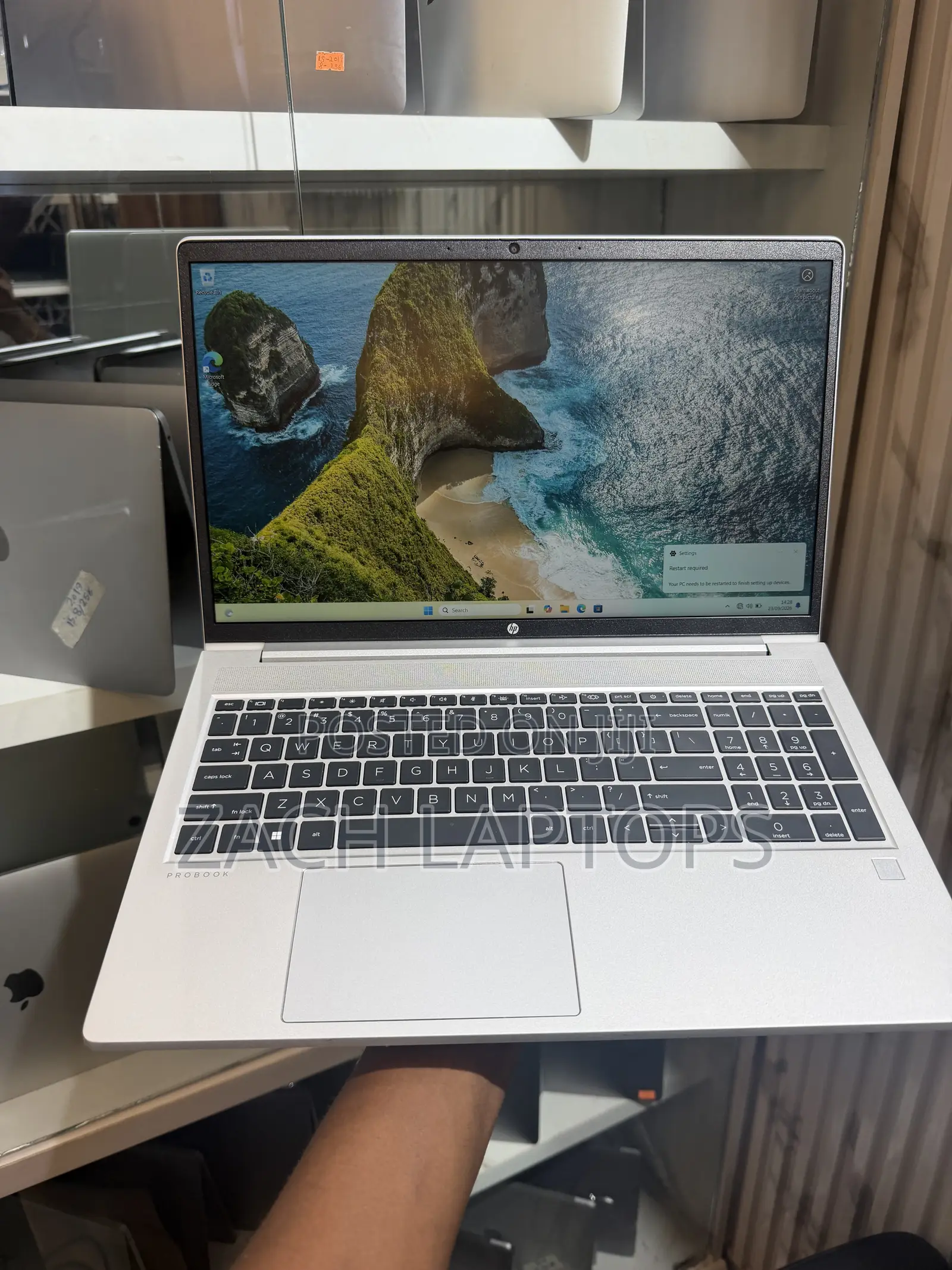 Laptop HP ProBook X360 455 G9 8GB AMD Ryzen 5 SSD 256GB