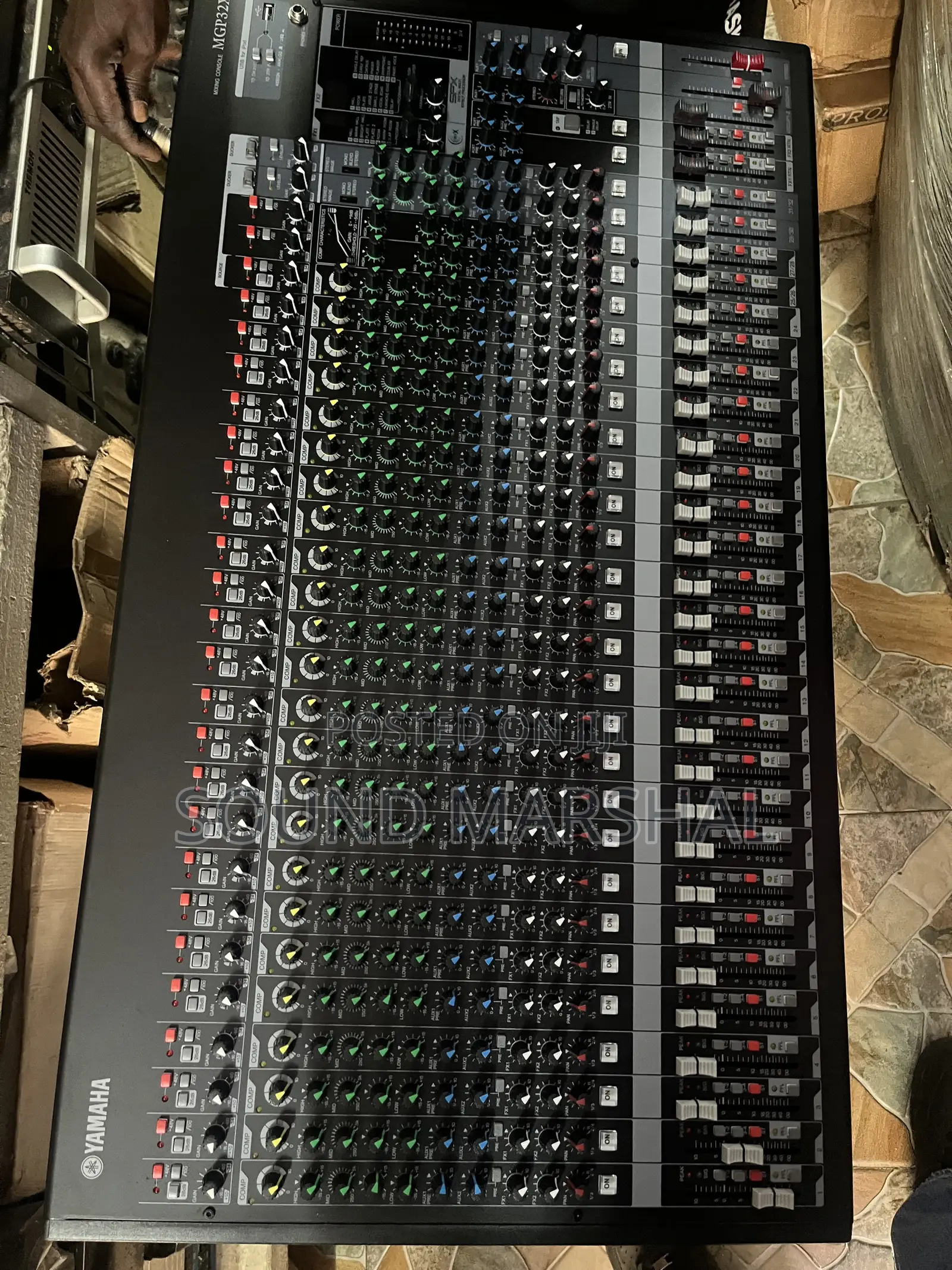 Yamaha MGP32X 32 Channel Mixer