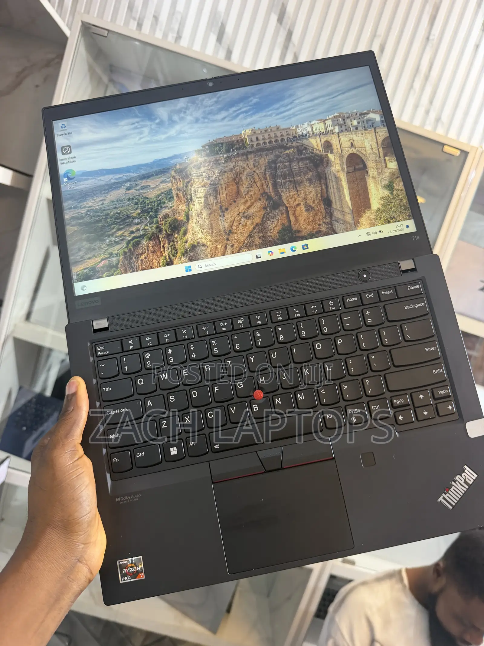 Laptop Lenovo ThinkPad T14 16GB Intel Core i7 SSD 512GB
