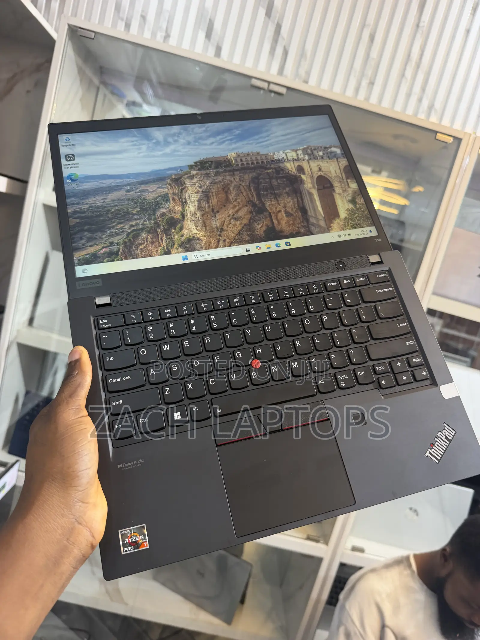 Laptop Lenovo ThinkPad T14 16GB Intel Core i7 SSD 512GB