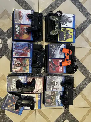 PlayStation 4 Slim