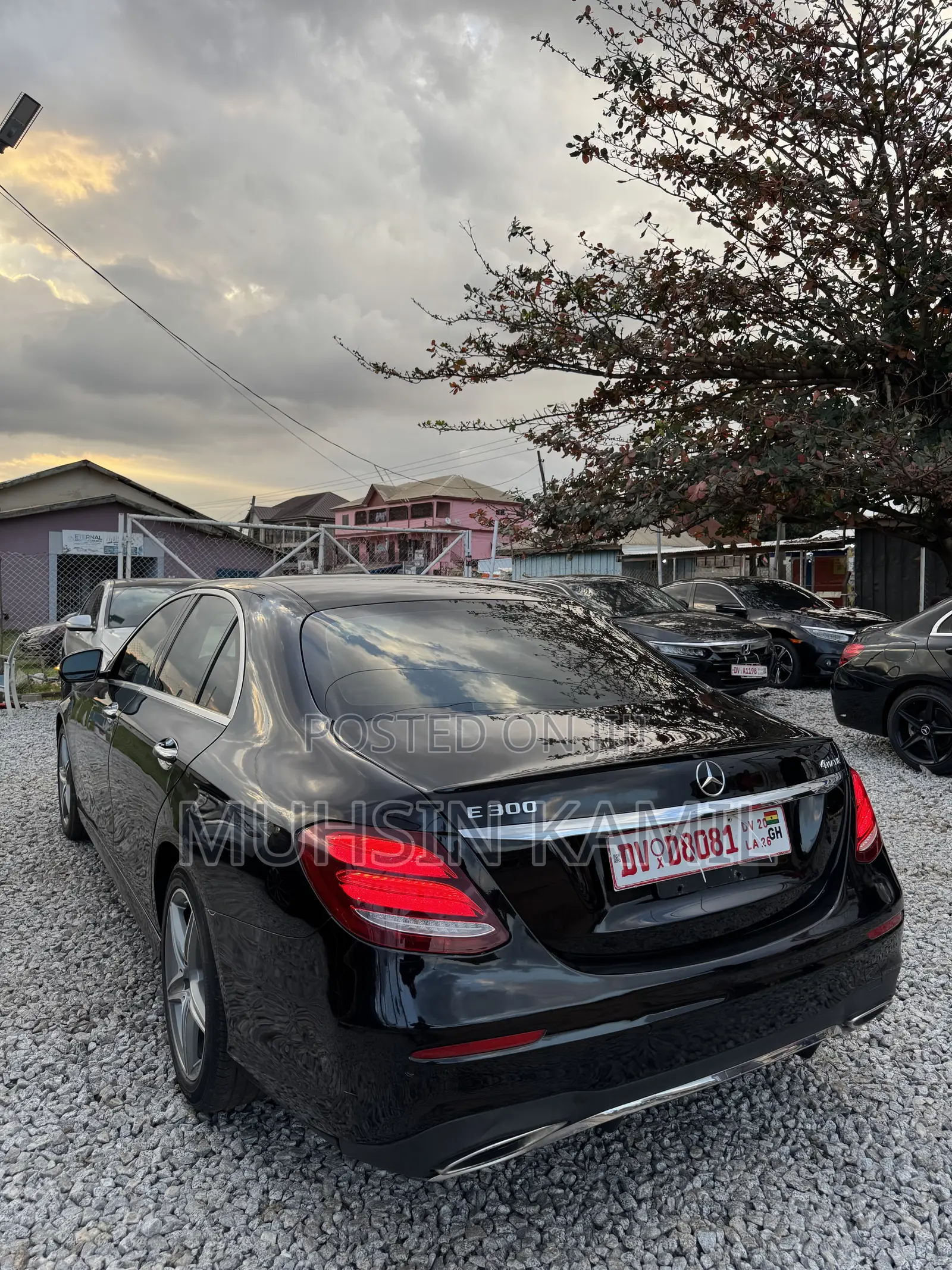 Mercedes-Benz E300 2018 Black