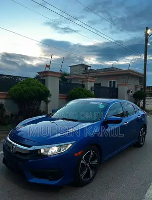 Honda Civic EX 4dr Hatchback (1.5L 4cyl) 2017 Blue
