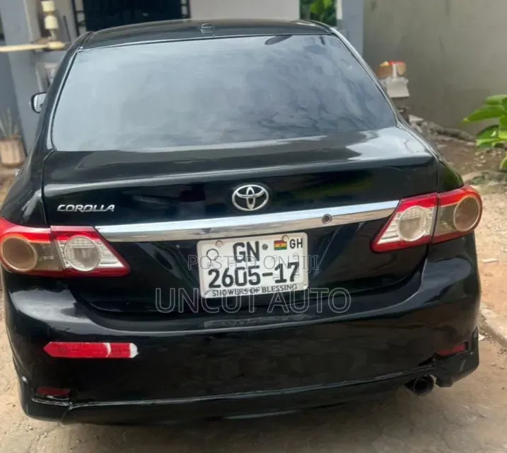 Toyota Corolla 2012 Black