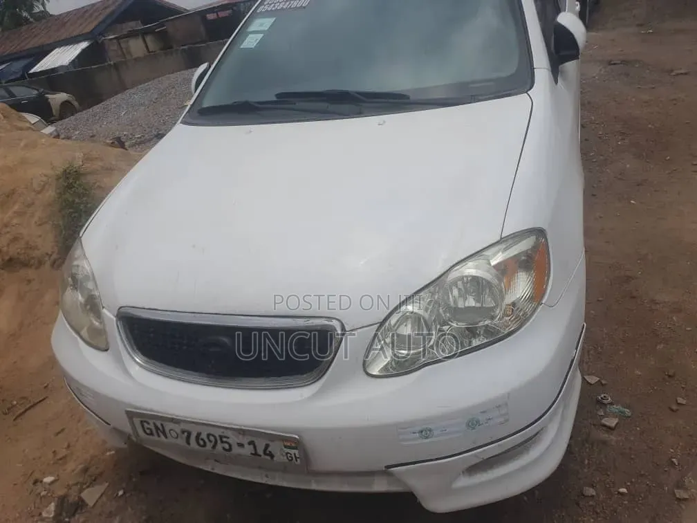 Toyota Corolla 2006 White
