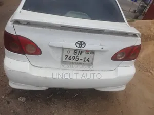 Toyota Corolla 2006 White