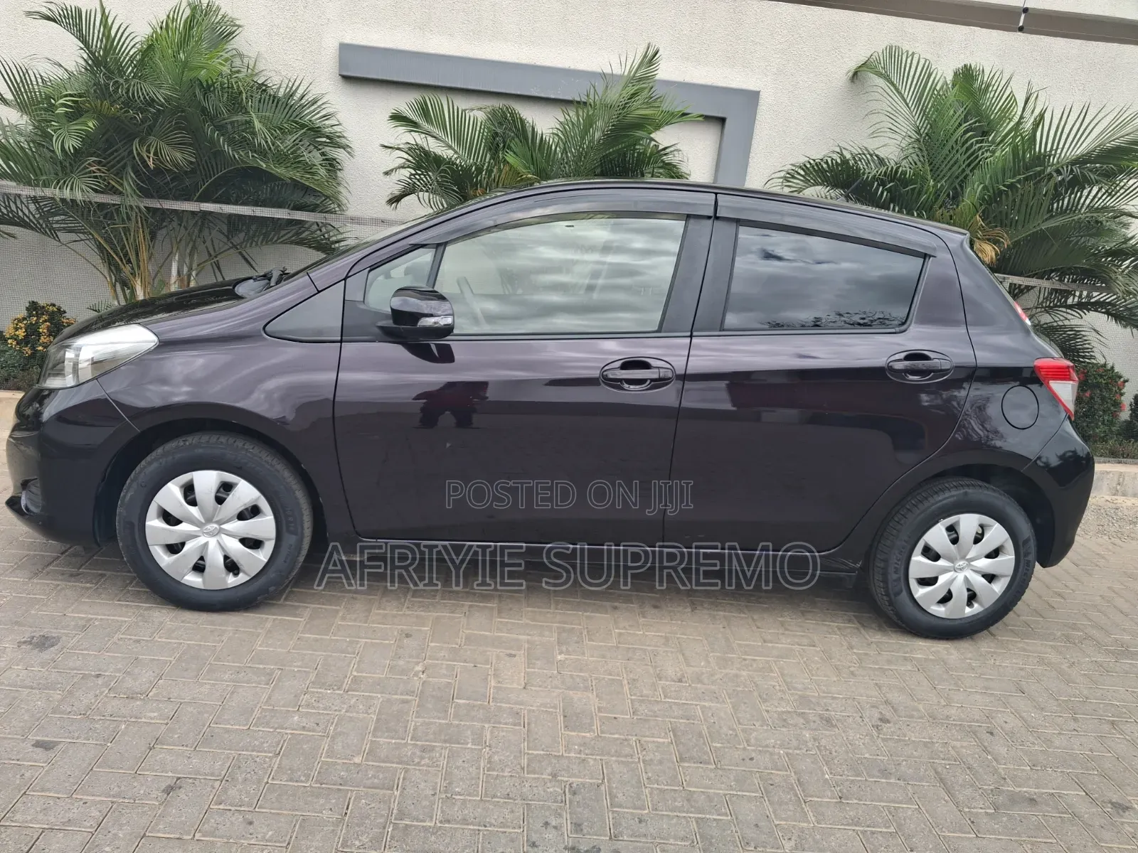 Toyota Vitz 2014 Purple