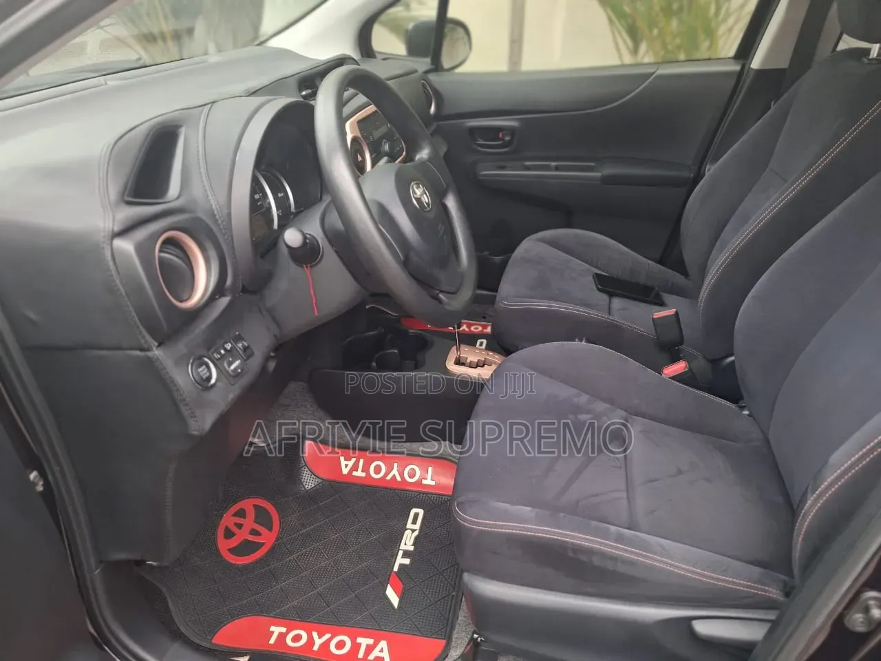Toyota Vitz 2014 Purple